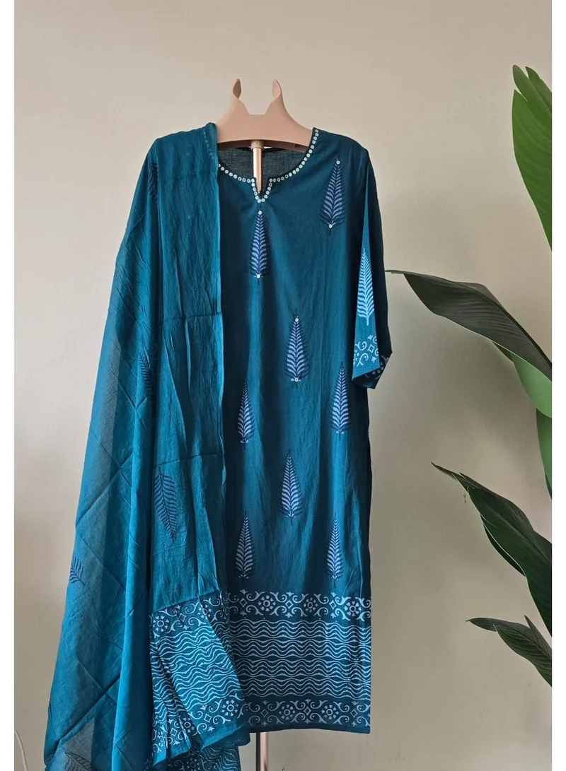 ثوجفيت بدلة سروال قطن خالص باللون الأزرق المخضر مقاس كبير مع دوباتا قطن مول